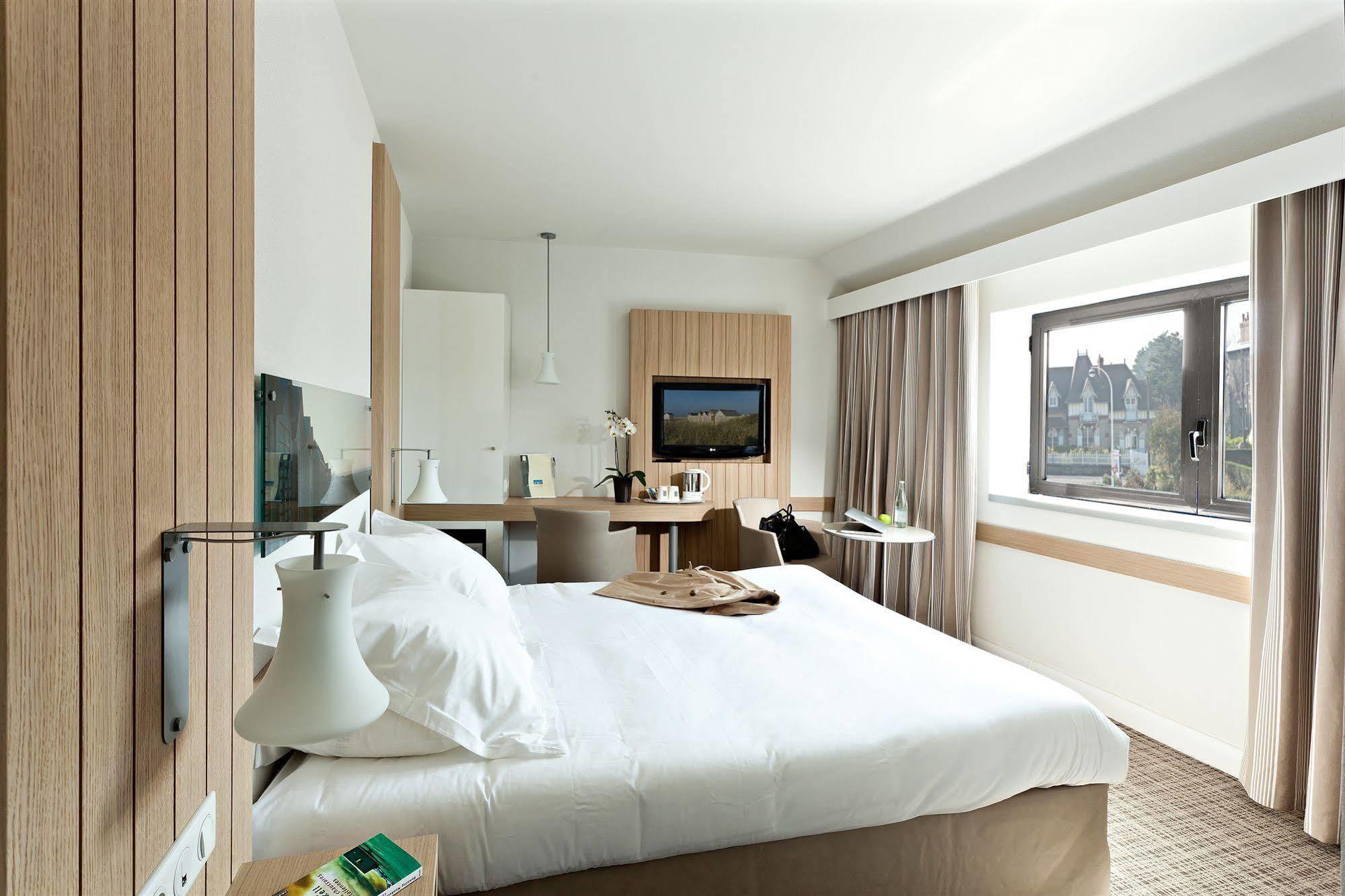 Thalazur Ouistreham - Hotel & Spa Exterior foto